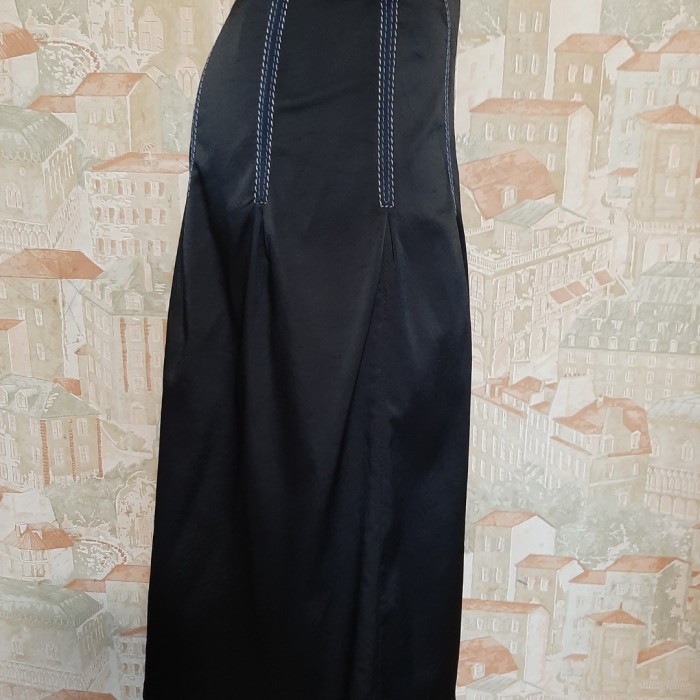 РОЗПРОДАЖ!!! Спідниця чорна зі складами 42,44,48р.