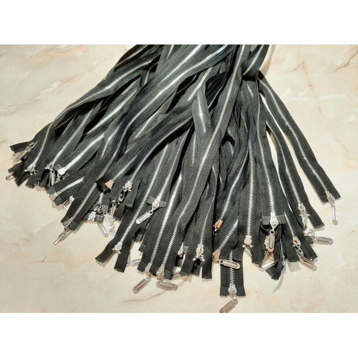 Блискавка металева чорна 100 см 2-бігунка