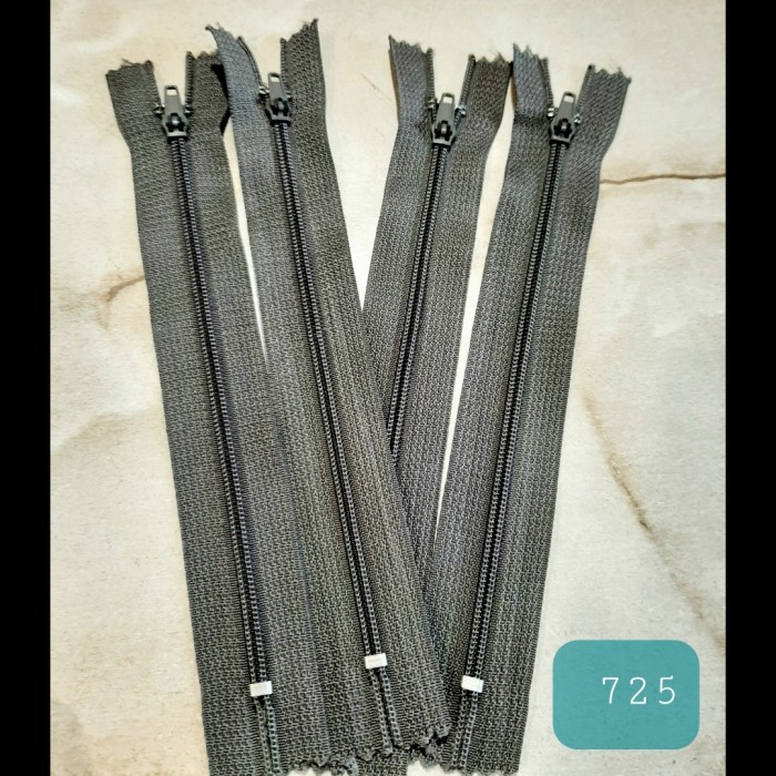 Блискавка брючна чорна No4