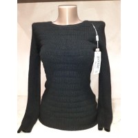 Свитер полу-шерсть цвет-черный 44р