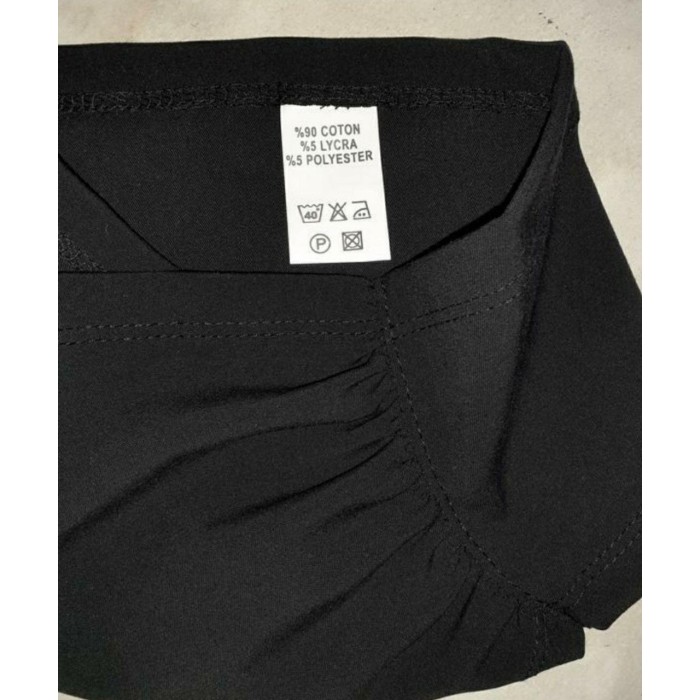 Кроп-топ чорного кольору стрейч розмір 40,42,44р.