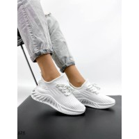 Кросівки жіночі текстиль білі на 36р.