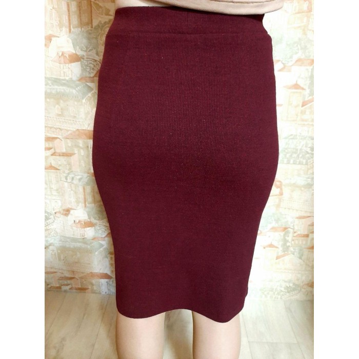 РОЗПРОДАЖ! Спідниця трикотажна колір-бордо 50,52р 50/52
