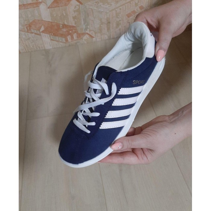 РОЗПРОДАЖ! Кросівки екозамша з білими смужками темно-синього кольору на 39,40р