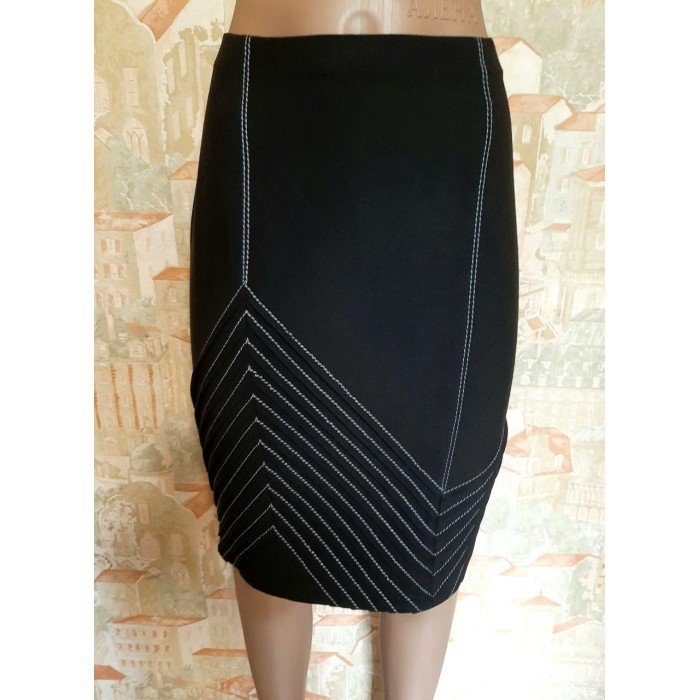 РОЗПРОДАЖ! Стильна спідниця олівець чорного кольору 44,46р