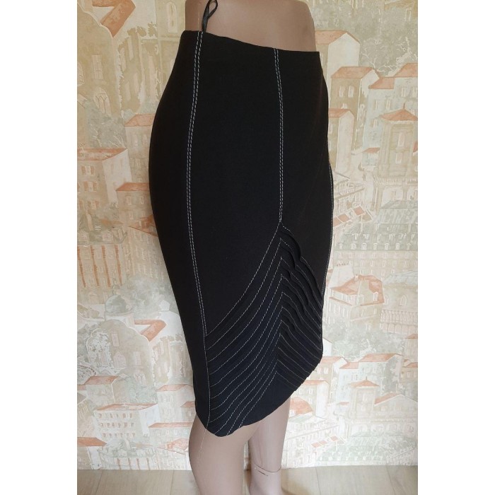 РОЗПРОДАЖ! Стильна спідниця олівець чорного кольору 44,46р