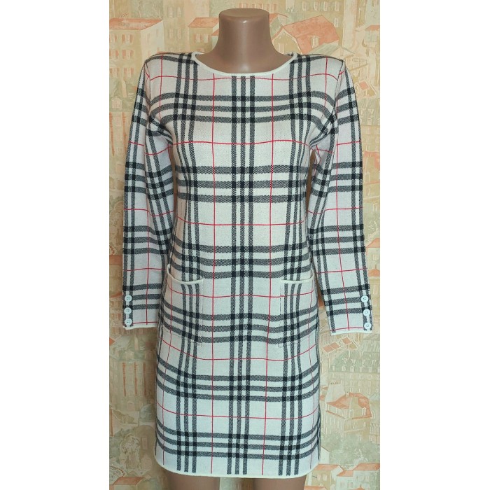 Сукня півшерсть зима/демі біла в клітку на 44/46р.