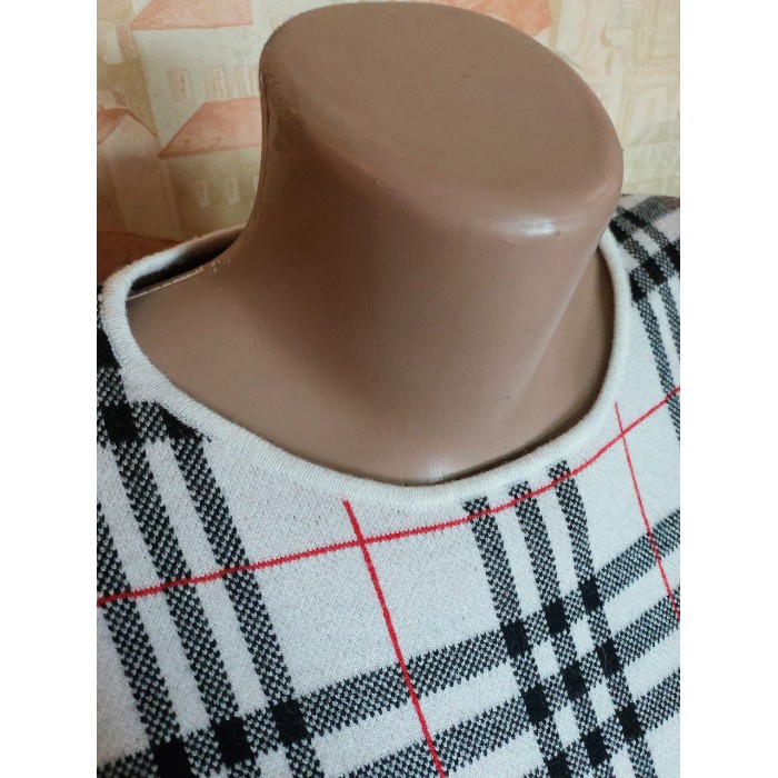 Сукня півшерсть зима/демі біла в клітку на 44/46р.