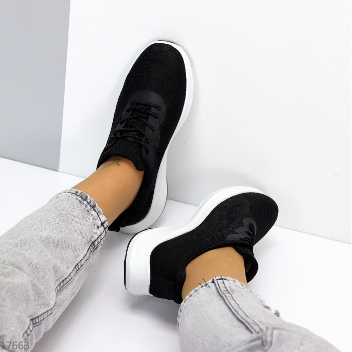 Кросівки 36р жіночі текстиль чорні