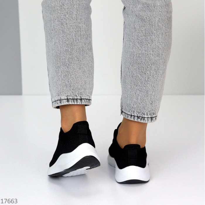 Кросівки 36р жіночі текстиль чорні