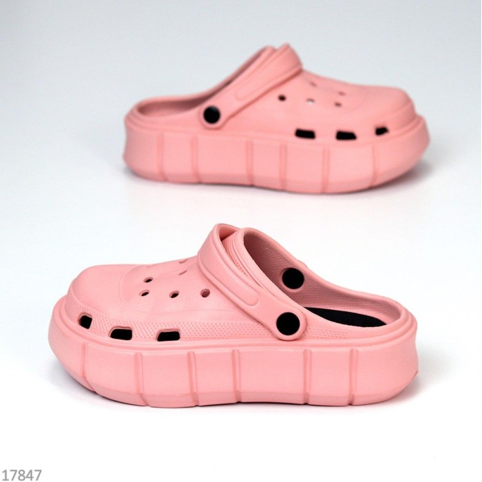 РОЗПРОДАЖ остання пара!!! Кроки/сабо жіночі на потовщеній підошві колір-пудра на 37/38р