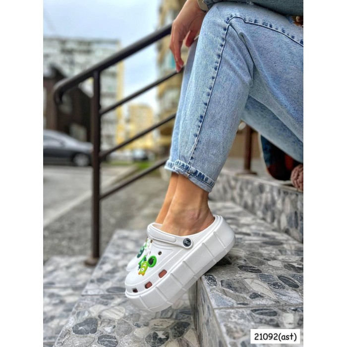 РОЗПРОДАЖ! Крокси LUX на 36,37,38,39,40р білі з джитібсами