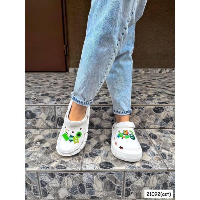 РОЗПРОДАЖ! Крокси LUX на 36,37,38,39,40р білі з джитібсами