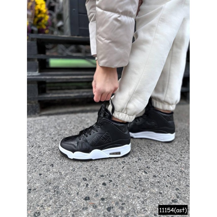 Кросівки женские зима екошкіра/дута плащівка чорні на 35.5р.