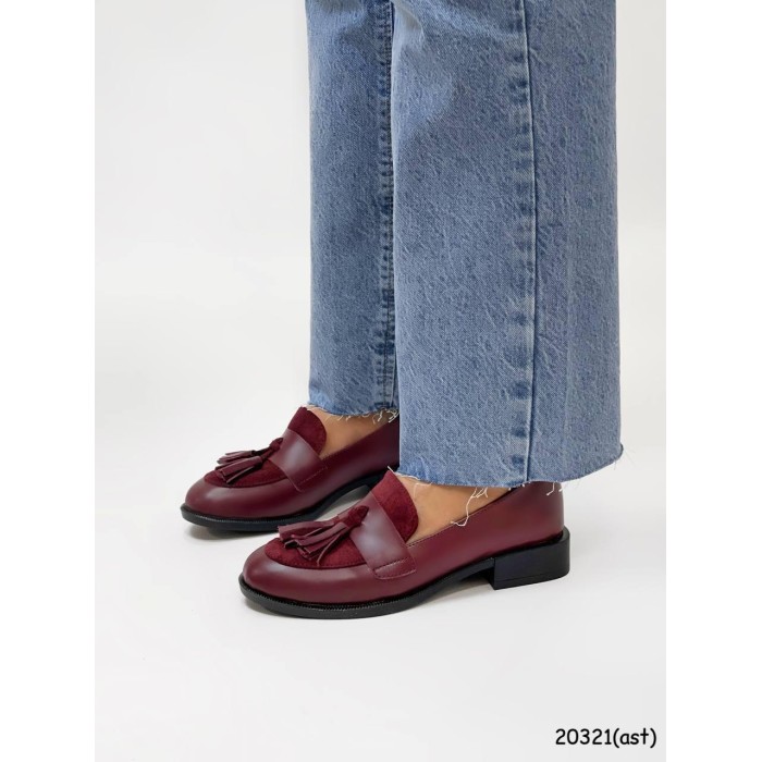 Туфлі/Лофери жіночі натуральна замша/шкіра, всередині шкіра.37р