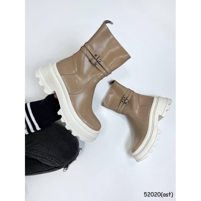 Черевики жіночі/натуральна шкіра беж 36,38,40р