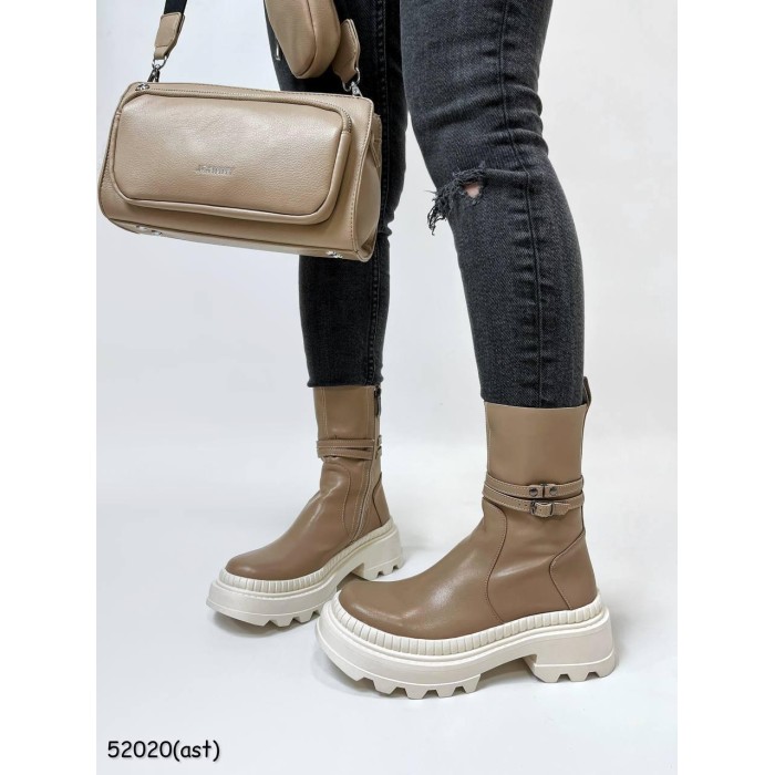 Черевики жіночі/натуральна шкіра беж 36,38,40р