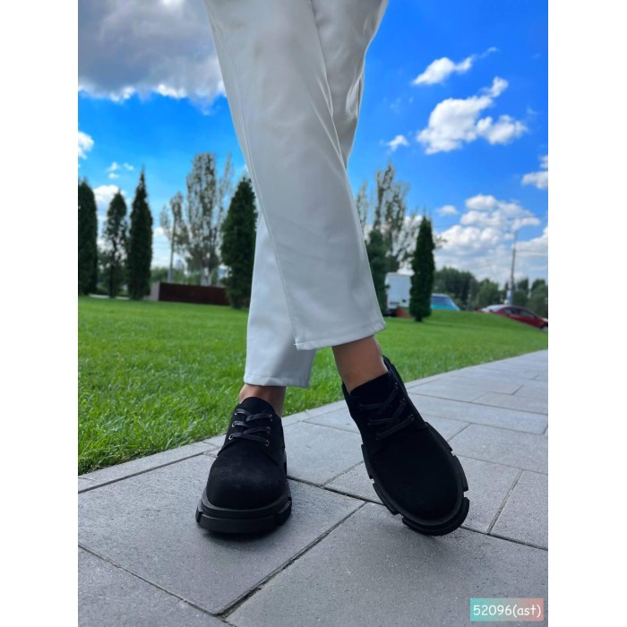 Туфлі жіночі натуральна замша чорні на 36р