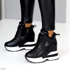 Снікерси жіночі зимові екошкіра чорні на 35.5,38,40р.