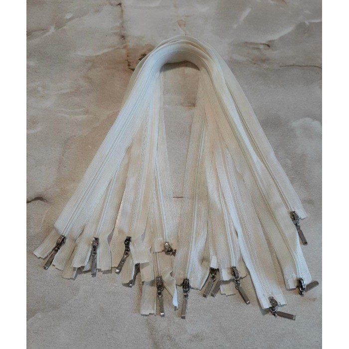 Блискавка роз'ємна 67см на 2 бігунки тип Спіраль Т-3 молочного кольору