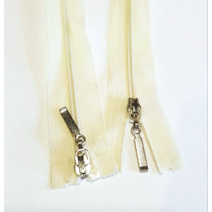 Блискавка роз'ємна 67см на 2 бігунки тип Спіраль Т-3 молочного кольору