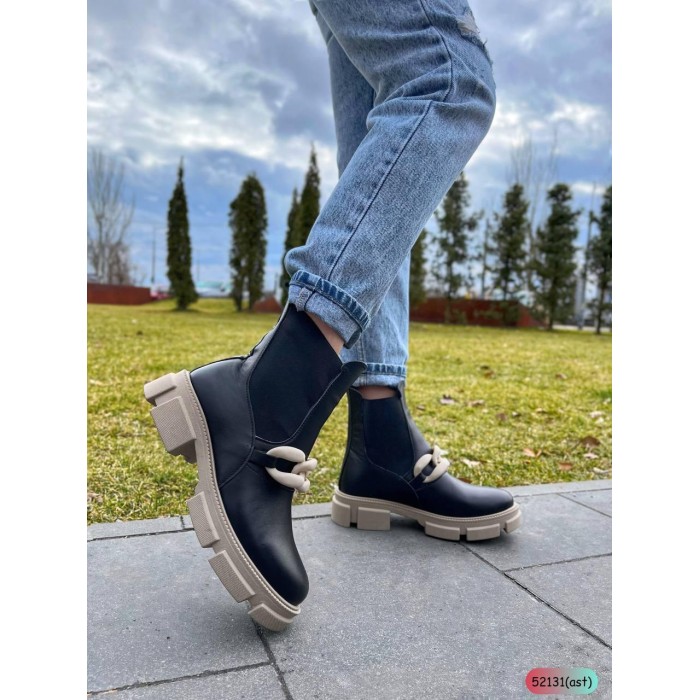 Черевики/челсі жіночі натуральна шкіра чорні демі сезон 36,37,39,40р