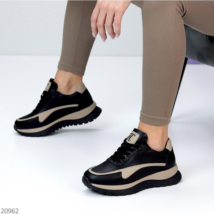 Кросівки жіночі натуральна шкіра чорні 36,37,39р