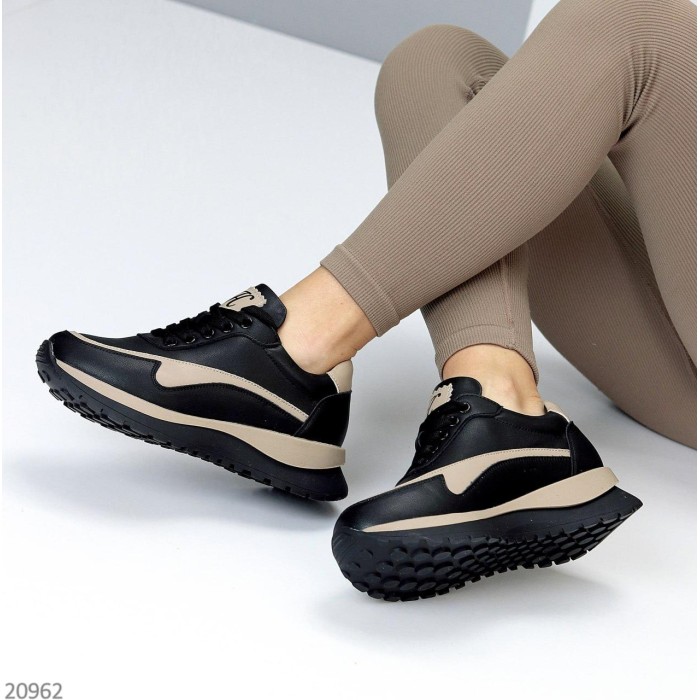 Кросівки жіночі натуральна шкіра чорні 36,37,39р