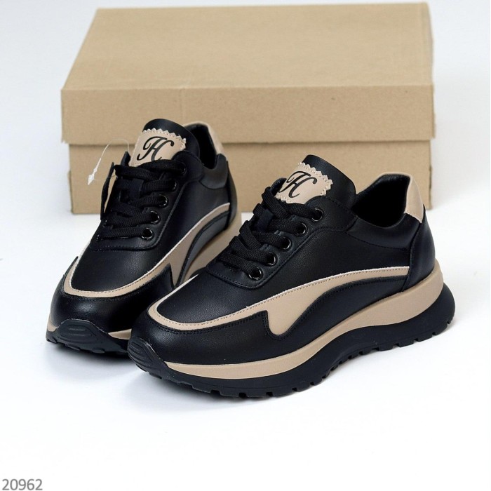 Кросівки жіночі натуральна шкіра чорні 36,37,39р