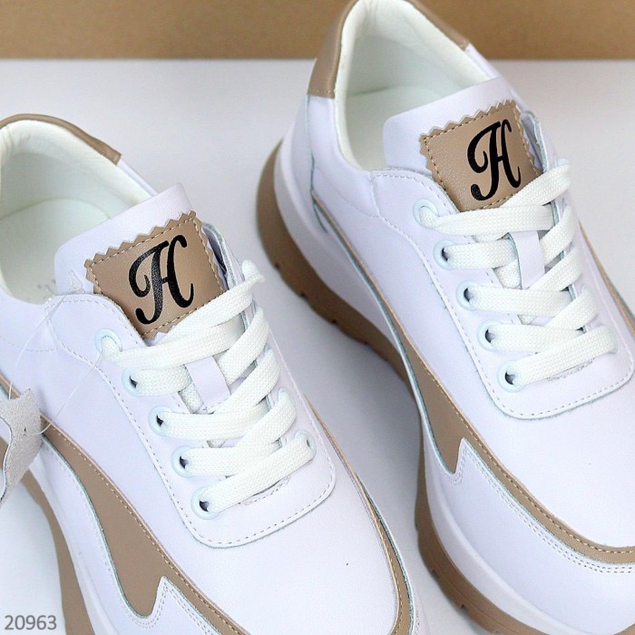 Кросівки жіночі натуральна шкіра білі 38,39,40,41р