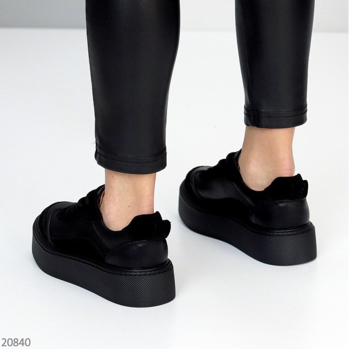 Кеди жіночі на потовщеній підошві натуральна шкіра-замша чорні 37р.