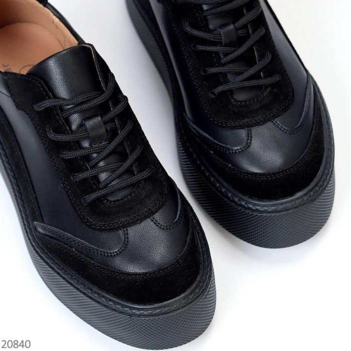 Кеди жіночі на потовщеній підошві натуральна шкіра-замша чорні 37р.