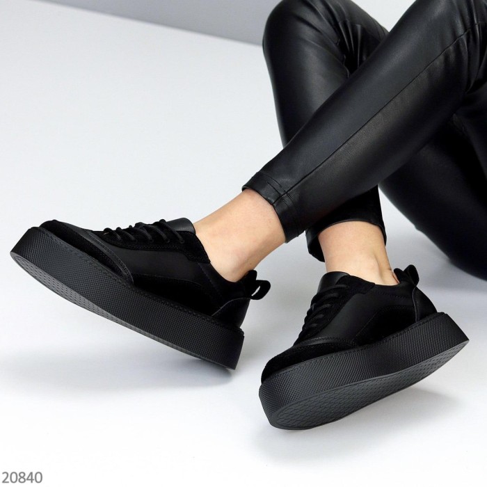 Кеди жіночі на потовщеній підошві натуральна шкіра-замша чорні 37р.