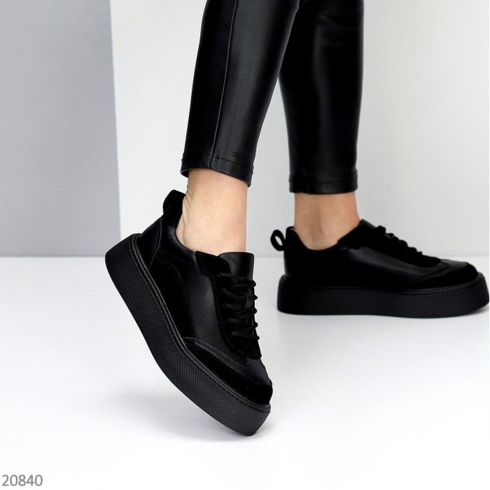 Кеди жіночі на потовщеній підошві натуральна шкіра-замша чорні 37р.