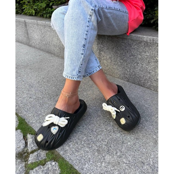 Крокси для жінок колір чорний на 35,37,39р