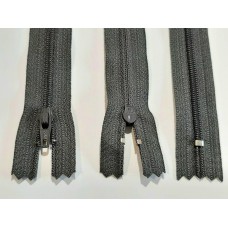 Блискавка на штани або спідницю YKK тип-3 Японія 20см темно-сіра