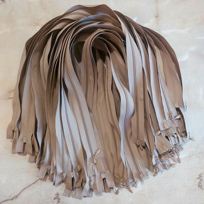 Блискавка роз'ємна 60см на 2 бігунки тип Спіраль Т-3 колір мокко на хб основі