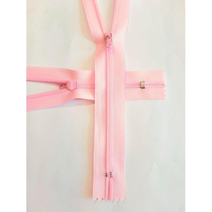 Блискавка напівпотайна 20см рожевого кольору