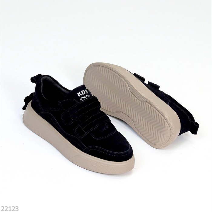 Кеди жіночі натуральна замша чорні 36,37,38,41р