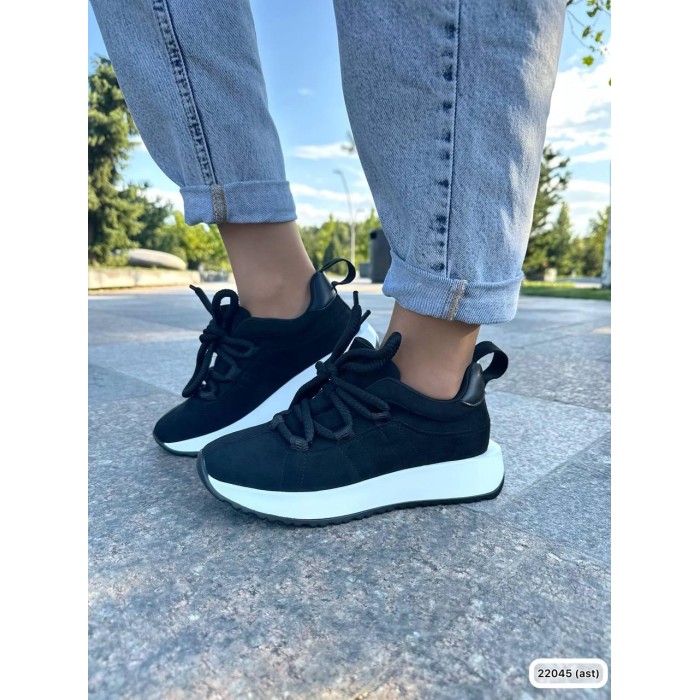 Кросівки жіночі екозамша/текстиль колір чорний 37,39р.