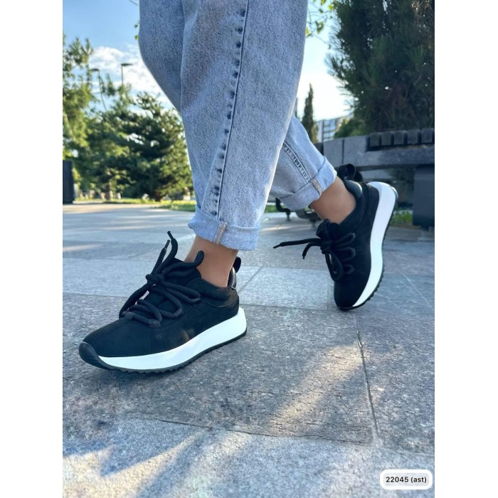 Кросівки жіночі екозамша/текстиль колір чорний 37,39р.