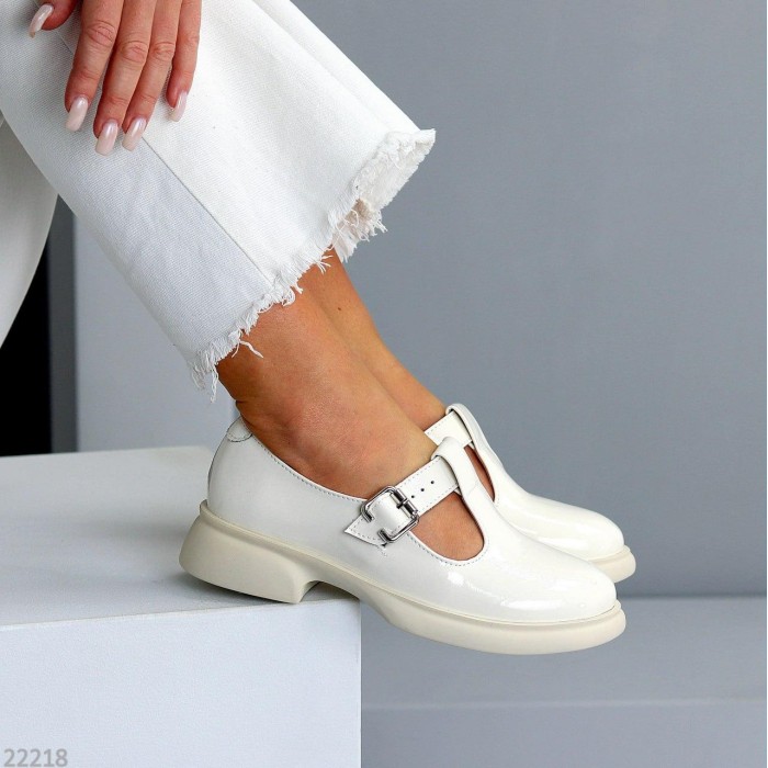 Туфли жіночі натуральна шкіра колір-молочний 38,41р