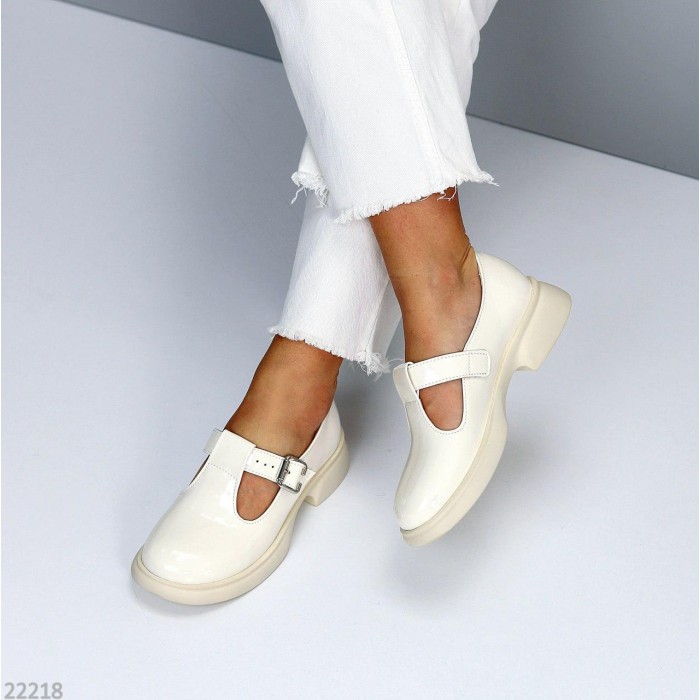 Туфли жіночі натуральна шкіра колір-молочний 38,41р