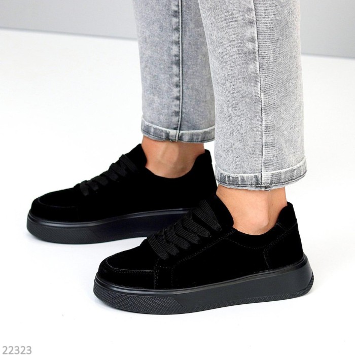 Кеди жіночі натуральна замша чорні 37,39,40р