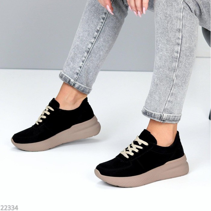 Кросівки жіночі натуральна замша колір-чорний 39р