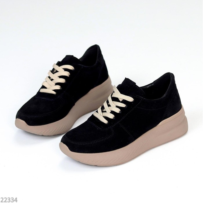 Кросівки жіночі натуральна замша колір-чорний 39р