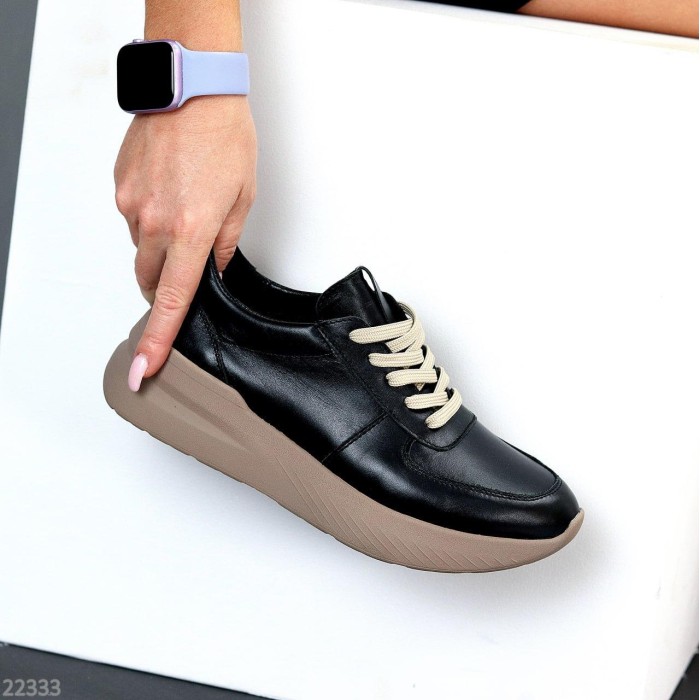 Кросівки жіночі натуральна шкіра чорні 37р