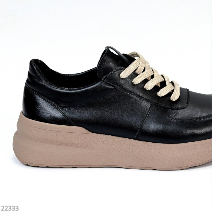 Кросівки жіночі натуральна шкіра чорні 37р