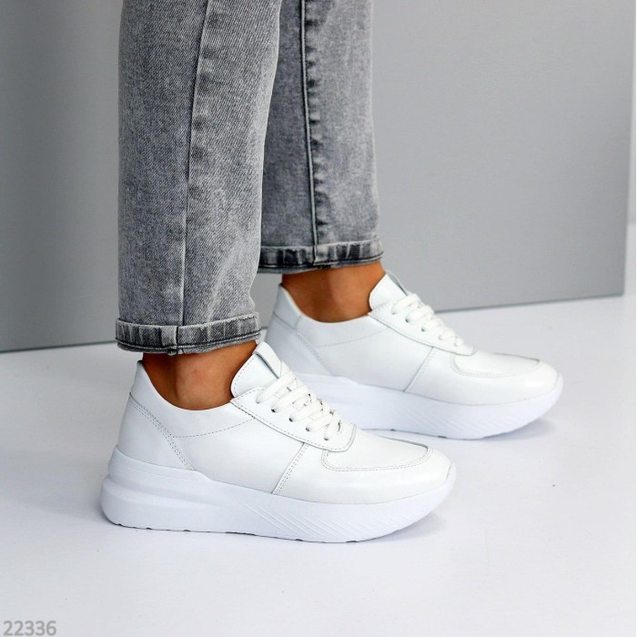 Кросівки жіночі натуральна шкіра білі 39р