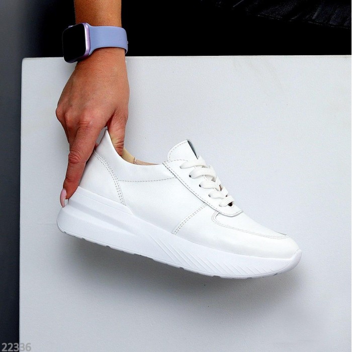 Кросівки жіночі натуральна шкіра білі 39р